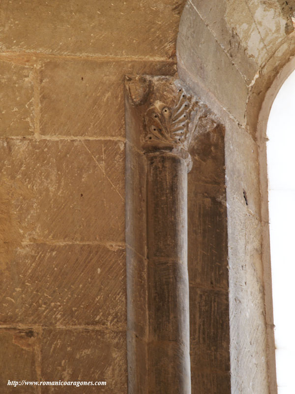 CAPITEL SUR EN LA VENTANA DE PONIENTE